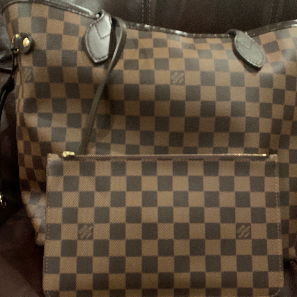 Louis Vuitton Neverfull MM
